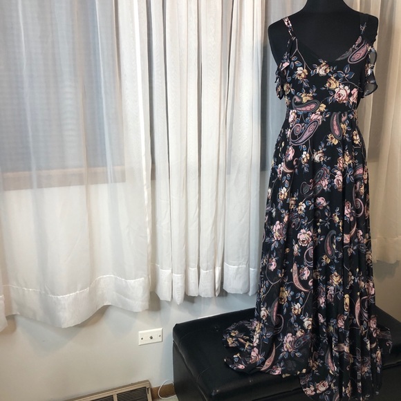 Lulus Dresses & Skirts - Romantic Fantasy Pink and Black Floral Print Maxi